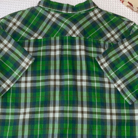 The North Face, Soft Cotton Green Plaid Short Sleeve Button Up Shirt. L - Picture 12 of 13
